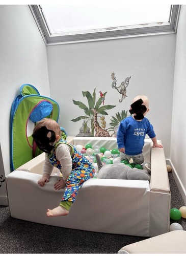 Children ball pit - children’s,