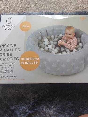 Little grey flocked - me,